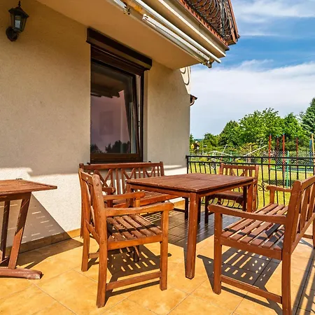 Morze Apartamentow Nadmorski Azyl * Ostrowo